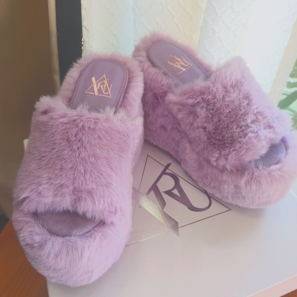 YRU platform fuzzy lavender pastel slides slippers